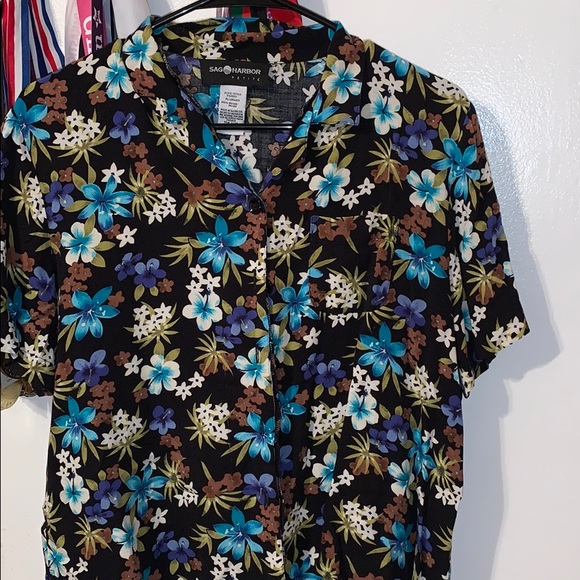 Shirt - Picture 1 of 3